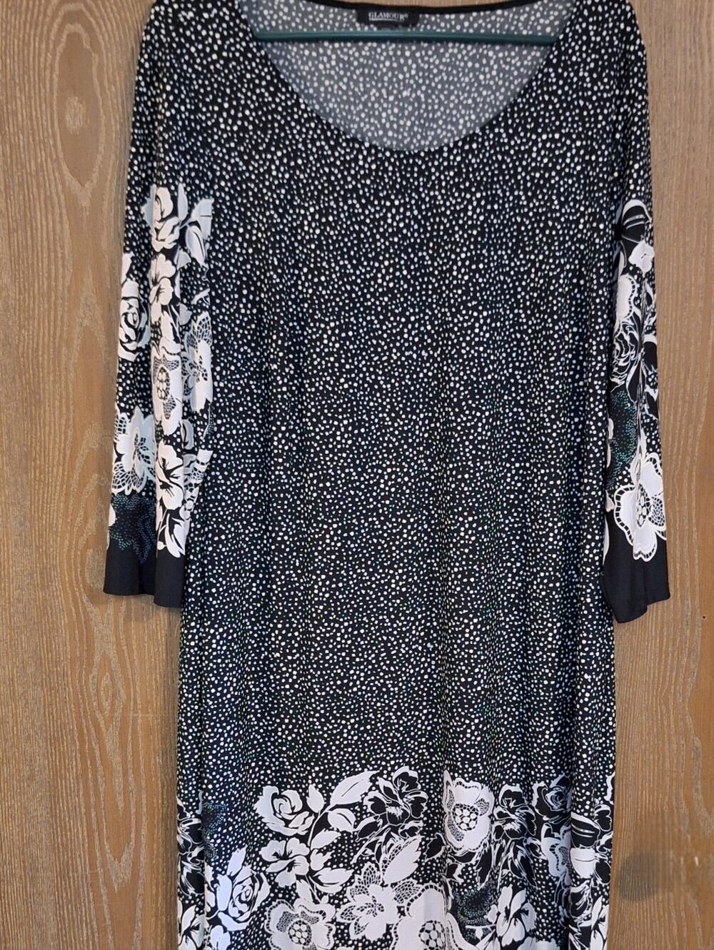 Glamour Black and White Floral Dot Scoop-Neck Tunic